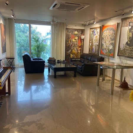 Art House Vasant Vihar New Delhi Bed & Breakfast Exterior photo