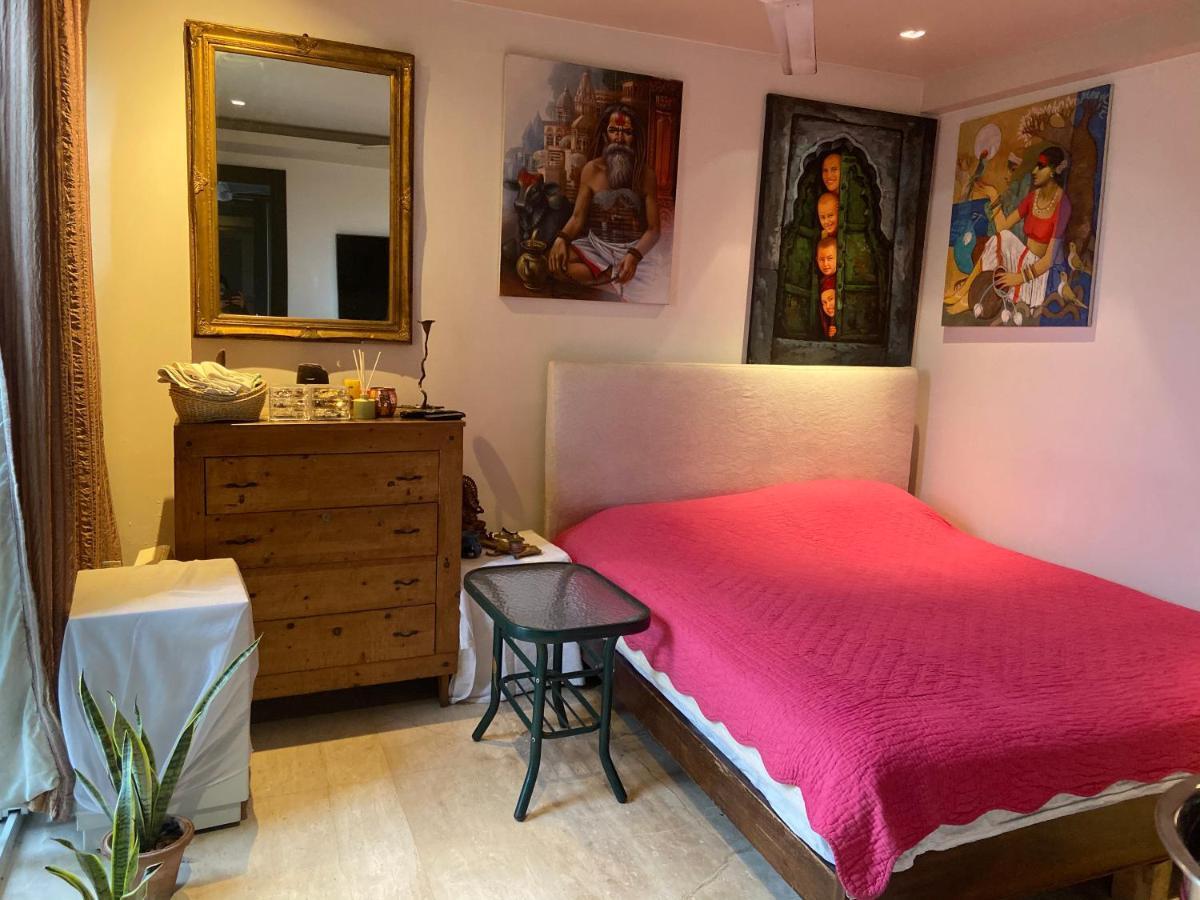 Art House Vasant Vihar New Delhi Bed & Breakfast Exterior photo