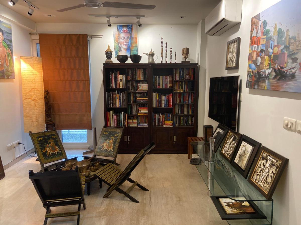 Art House Vasant Vihar New Delhi Bed & Breakfast Exterior photo