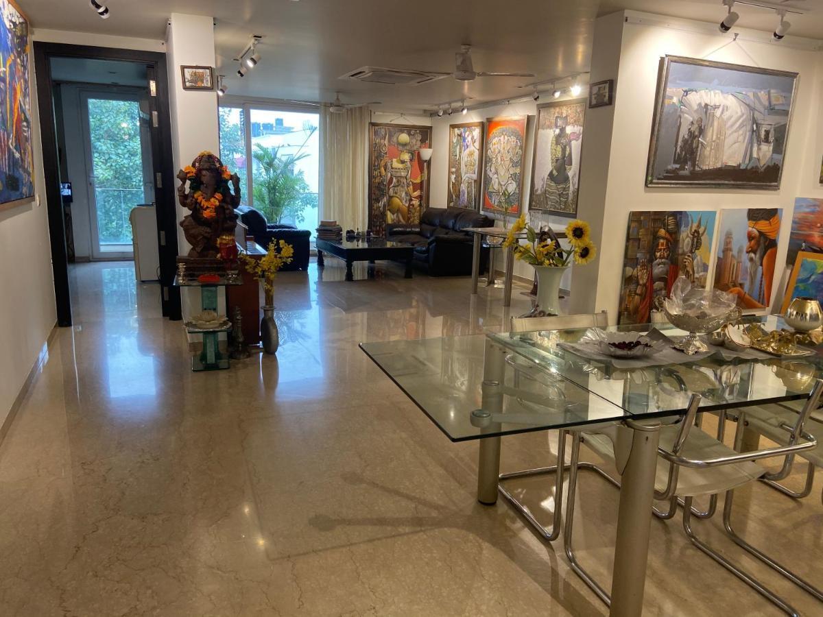 Art House Vasant Vihar New Delhi Bed & Breakfast Exterior photo