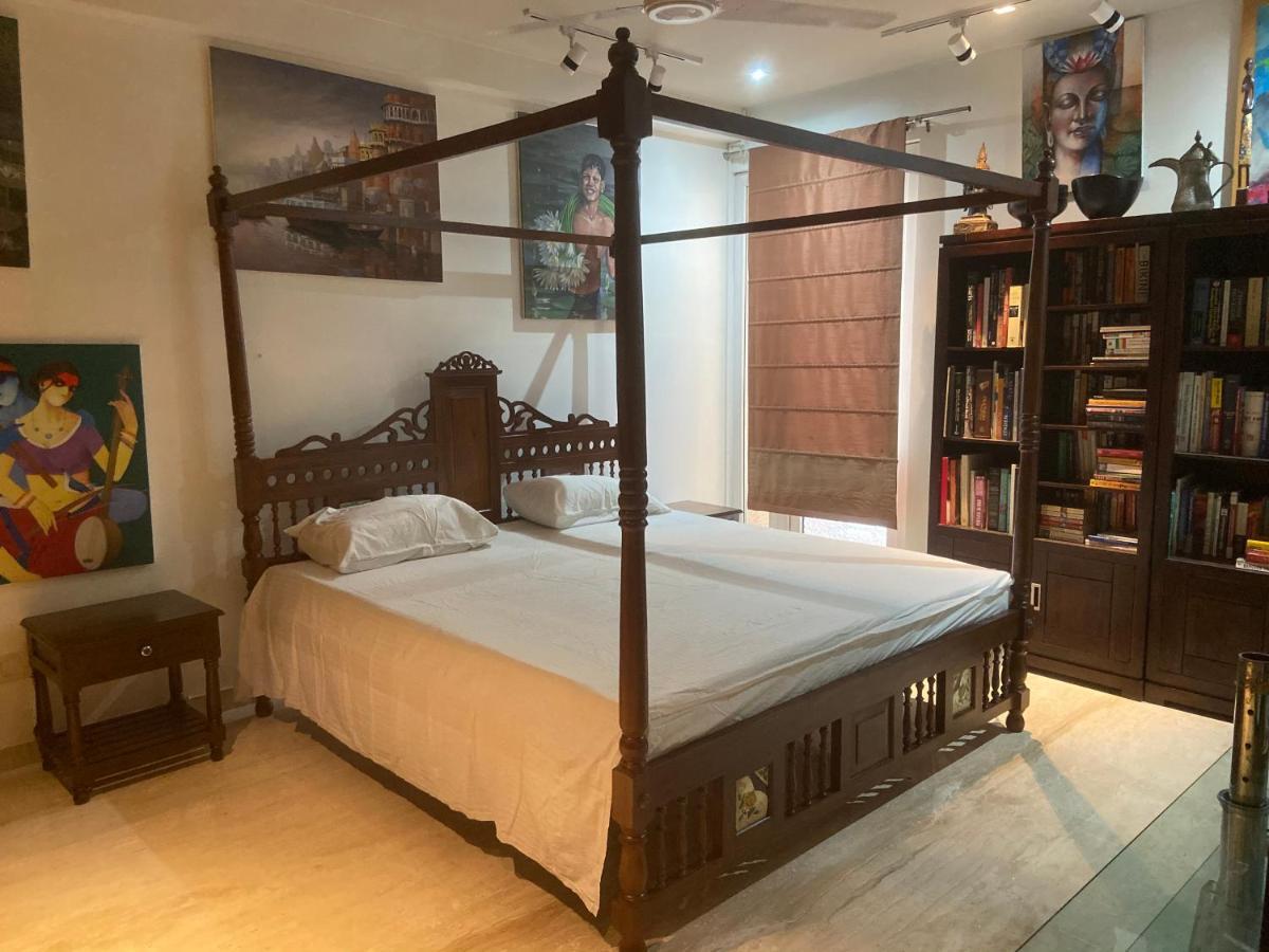 Art House Vasant Vihar New Delhi Bed & Breakfast Exterior photo