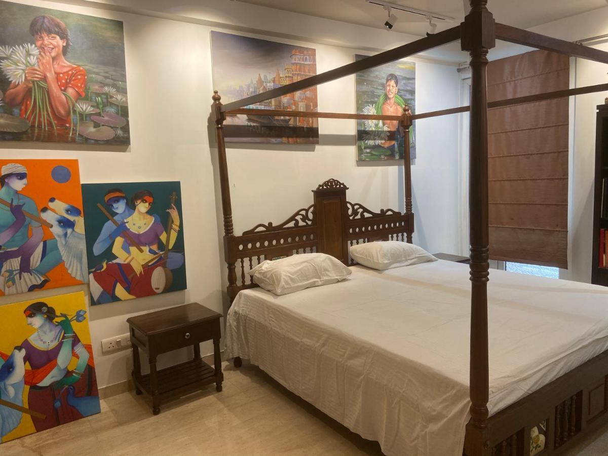 Art House Vasant Vihar New Delhi Bed & Breakfast Exterior photo